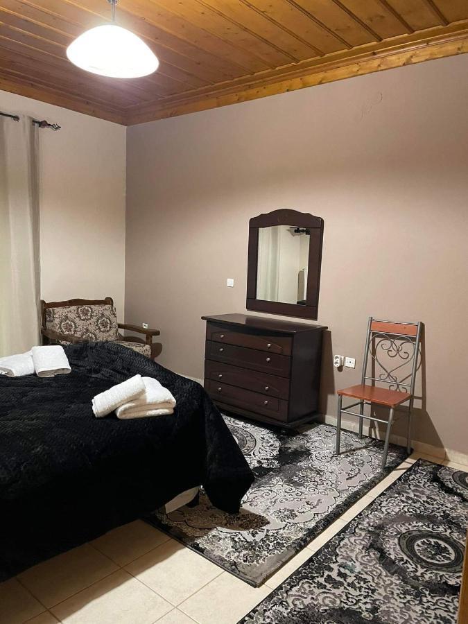 τα πέτρινα γεφύρια Apartment *